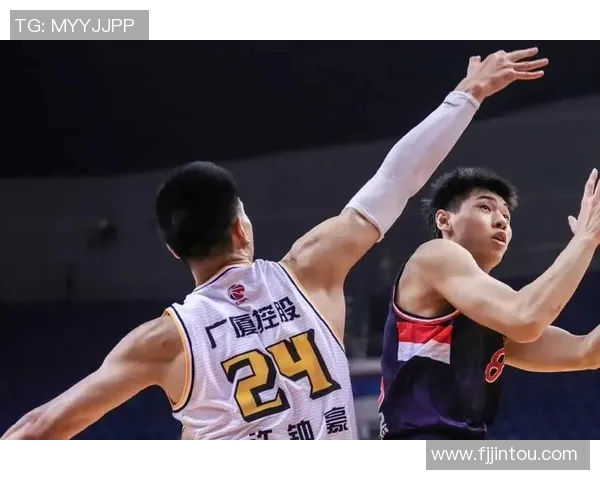 广州篮球队总决赛表现分析：经验如何影响比赛结果与团队表现