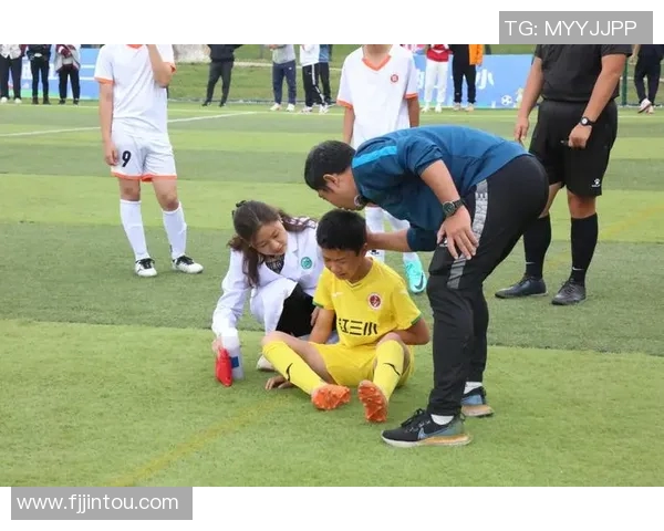 广州足球队荣登足球灵活性排行榜第十名展现出色竞技实力与团队协作能力