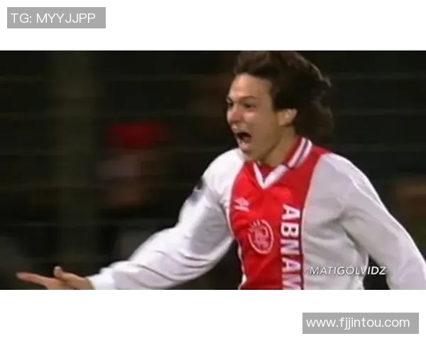 强力头球展现风采足球明星们的空中对决与精彩瞬间