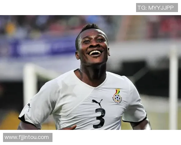 探寻足球界的璀璨星辰揭晓2号球衣背后的传奇人物与故事