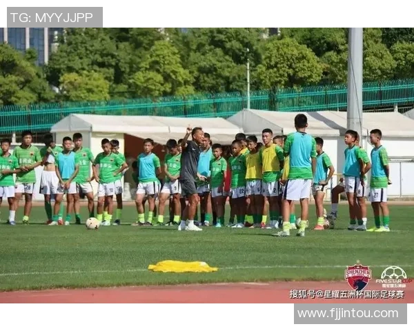 深圳足球队在精英赛中的个人能力分析与表现评估 深圳足球队在精英赛中的个人能力分析与表现评估