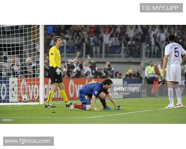 足球明星彩报的精彩内容揭秘包括球员动态赛事分析和精彩瞬间回顾 足球明星彩报的精彩内容揭秘包括球员动态赛事分析和精彩瞬间回顾