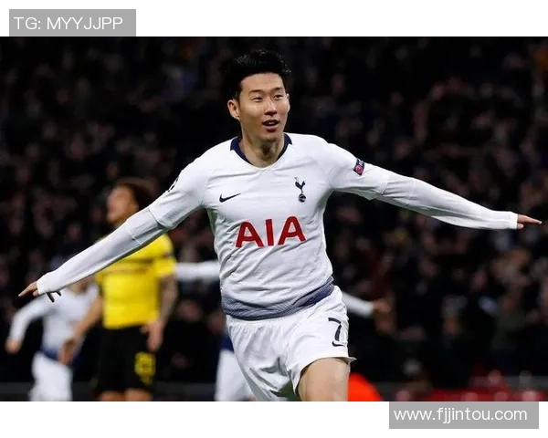 金智秀与足球明星亲密合照展现运动与音乐的完美融合 金智秀与足球明星亲密合照展现运动与音乐的完美融合